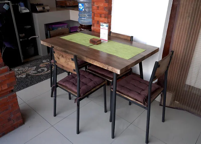 Yobi House *