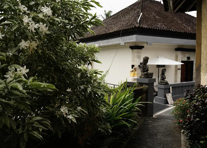 Gasthof Yobi House *